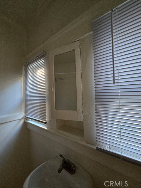 Detail Gallery Image 14 of 14 For 551 W 10th #9,  Long Beach,  CA 90813 - 0 Beds | 1 Baths