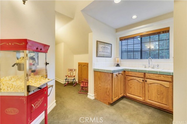 Detail Gallery Image 50 of 74 For 490 Bay View Ct, Lake Arrowhead,  CA 92352 - 5 Beds | 6/1 Baths