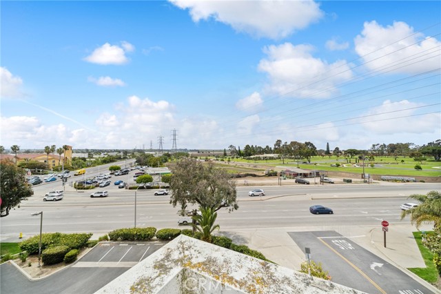 5755 Valentine Road, Ventura, California 93003, ,Commercial Sale,For Sale,5755 Valentine Road,CRSR24098127