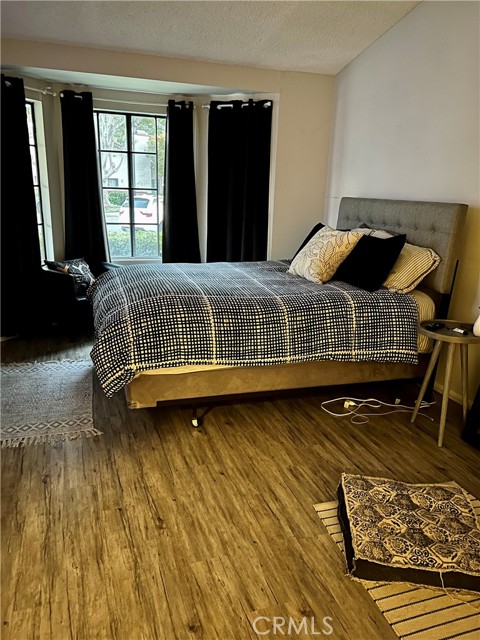 Bedroom 1 (primary)