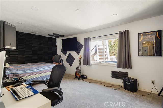 23921 Hamlin Street, West Hills CA: https://media.crmls.org/medias/b791abf9-e8ae-4694-88de-8203c0b7563b.jpg