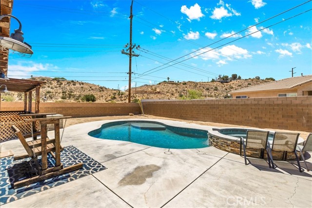 Detail Gallery Image 32 of 34 For 7622 San Remo, Yucca Valley,  CA 92284 - 4 Beds | 3 Baths