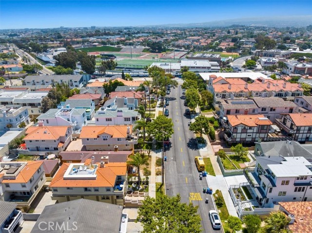 518 Irena Avenue, Redondo Beach, California 90277, 4 Bedrooms Bedrooms, ,3 BathroomsBathrooms,Residential,Sold,Irena,SB23131197