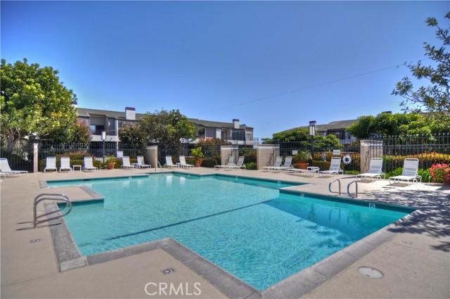Detail Gallery Image 14 of 16 For 280 Cagney Ln #104,  Newport Beach,  CA 92663 - 2 Beds | 2 Baths