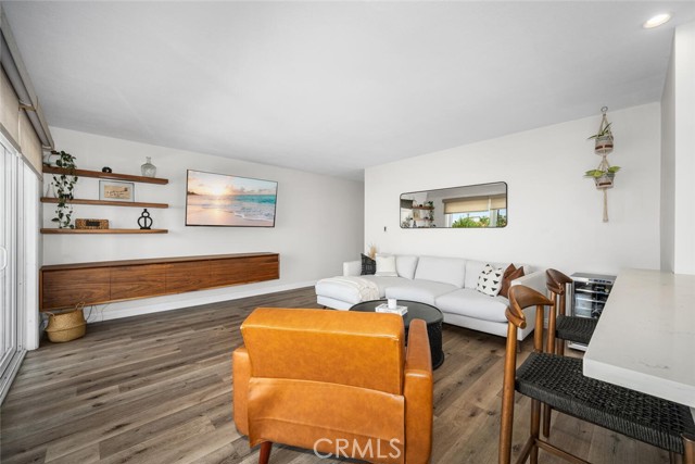 226 Grand, Long Beach CA: https://media.crmls.org/medias/b79357ca-40ef-4f14-9621-8e34eefd9b4f.jpg