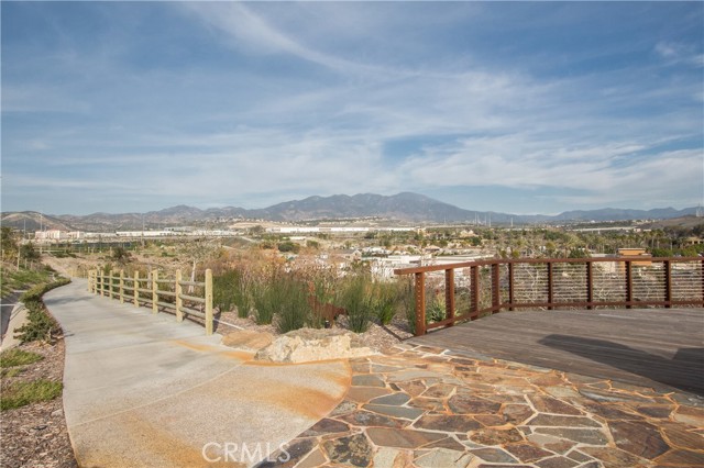 25712 Le Parc, Lake Forest CA: https://media.crmls.org/medias/b793b7cf-e1af-4098-917b-2e541c01ba53.jpg