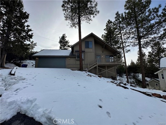 Detail Gallery Image 1 of 18 For 439 Tanglewood Dr, Big Bear City,  CA 92314 - 4 Beds | 2 Baths