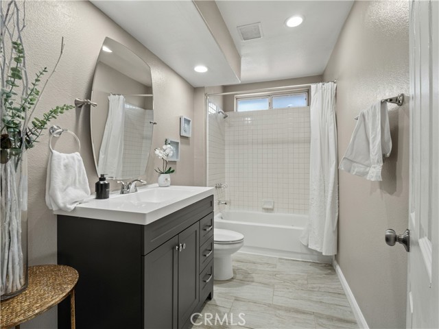 Detail Gallery Image 38 of 42 For 38948 Glenwood, Palmdale,  CA 93551 - 4 Beds | 3 Baths