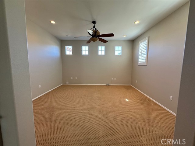 Detail Gallery Image 23 of 27 For 23733 Noble Fir Ct, Valencia,  CA 91354 - 3 Beds | 3 Baths