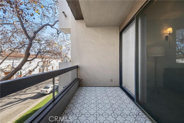 Detail Gallery Image 39 of 40 For 141 S Linden Dr #203,  Beverly Hills,  CA 90212 - 2 Beds | 2 Baths