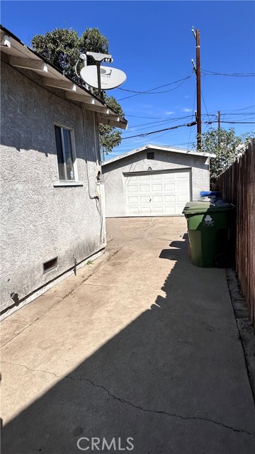 Detail Gallery Image 18 of 19 For 923 E 97th St, Los Angeles,  CA 90002 - 2 Beds | 1 Baths
