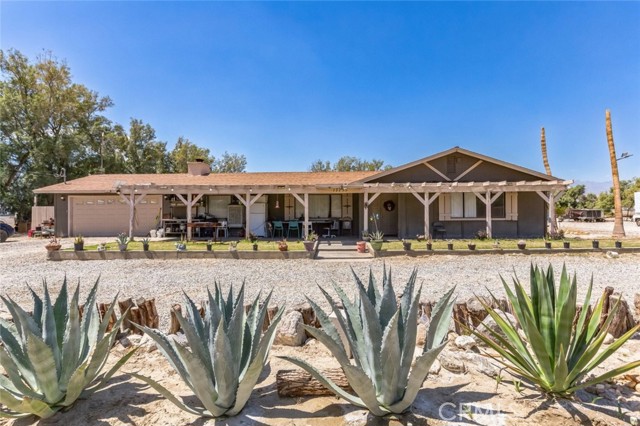 Detail Gallery Image 1 of 35 For 17755 Avenida Manzana, Desert Hot Springs,  CA 92241 - 3 Beds | 2 Baths