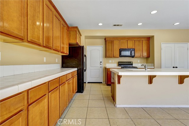 Detail Gallery Image 10 of 40 For 5750 Kingsbury, Palmdale,  CA 93552 - – Beds | – Baths