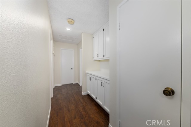 Detail Gallery Image 15 of 42 For 4850 Eclipse Ave, Jurupa Valley,  CA 91752 - 4 Beds | 2 Baths