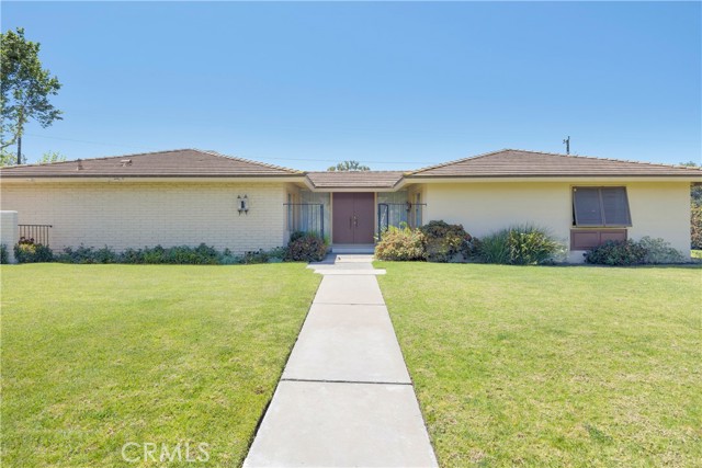 18132 James Road, Villa Park CA: https://media.crmls.org/medias/b799bae5-ec1d-42f1-beb8-bc25cd25c81f.jpg