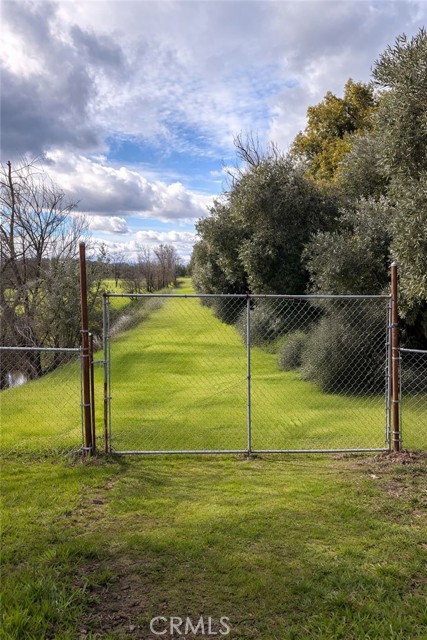 Detail Gallery Image 4 of 8 For 3781 Columbia, Corning,  CA 96021 - – Beds | – Baths