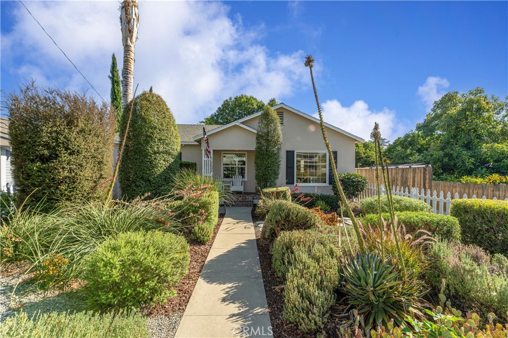 2682 Bonita Avenue