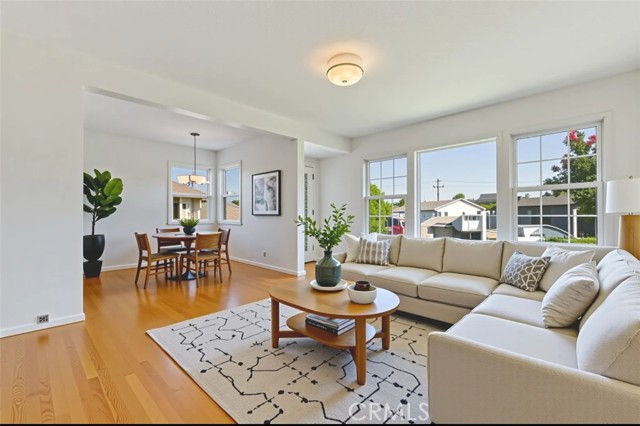 3242 Heglis Avenue, Rosemead CA: https://media.crmls.org/medias/b79b18fc-8dc5-4388-bd0e-a289890441e1.jpg