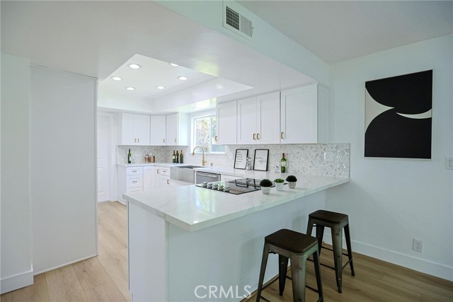 Detail Gallery Image 11 of 40 For 2102 Mignon, Placentia,  CA 92870 - 5 Beds | 2/1 Baths