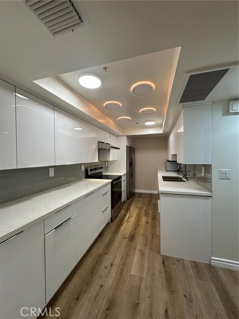 Detail Gallery Image 24 of 49 For 10660 Wilshire Bld #407,  Los Angeles,  CA 90024 - 1 Beds | 2 Baths