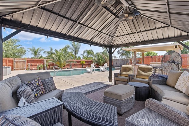 863 Legacy Drive, Lemoore CA: https://media.crmls.org/medias/b79b6912-c4a9-42db-8a29-8585f7c9f4f5.jpg