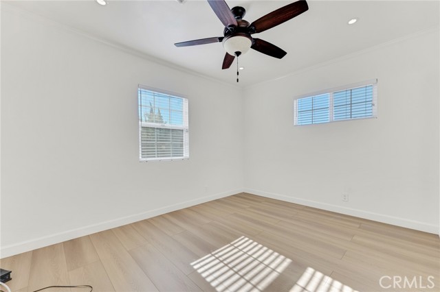 Detail Gallery Image 20 of 24 For 20430 Lanark, Winnetka,  CA 91306 - 3 Beds | 2 Baths