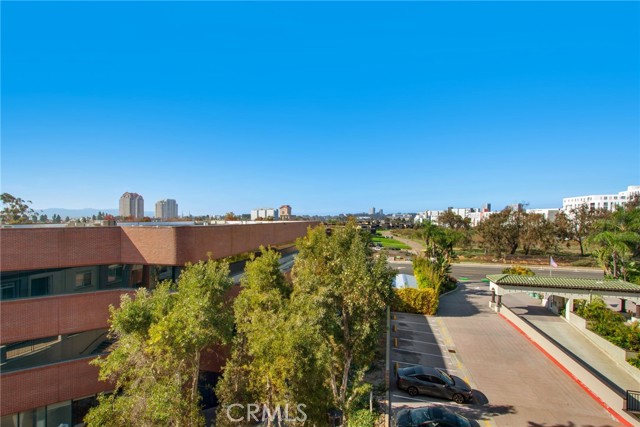 Detail Gallery Image 22 of 27 For 9229 Regents #L406,  La Jolla,  CA 92037 - 2 Beds | 2 Baths