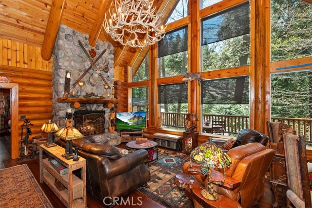 Detail Gallery Image 2 of 48 For 28730 Potomac, Lake Arrowhead,  CA 92352 - 3 Beds | 3 Baths