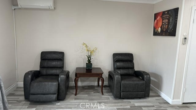 https://media.crmls.org/medias/b79cf59b-c392-4c00-9167-905764d3f812.jpg?preset=X-Large