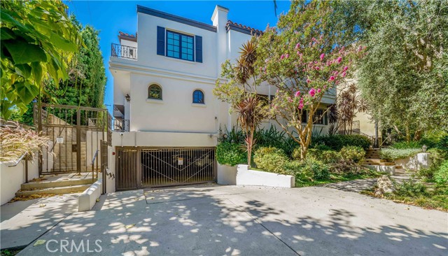 Detail Gallery Image 40 of 40 For 14100 Dickens St #4,  Sherman Oaks,  CA 91423 - 2 Beds | 2/1 Baths