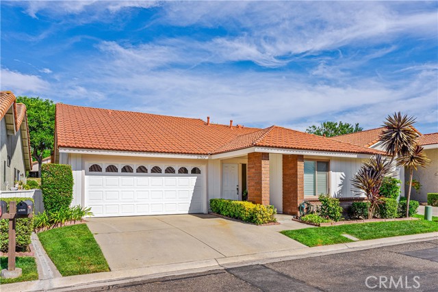 Detail Gallery Image 1 of 24 For 27842 Torroba, Mission Viejo,  CA 92692 - 3 Beds | 2 Baths