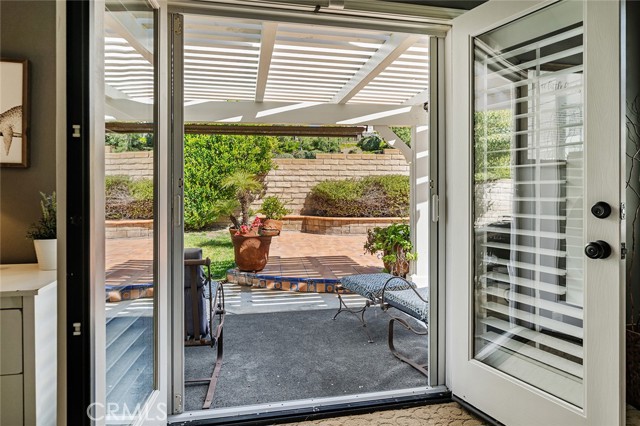 Detail Gallery Image 15 of 38 For 19627 Edmonds Pl, Saugus,  CA 91350 - 3 Beds | 2 Baths