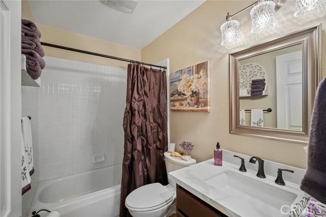 411 Bolivia, San Clemente CA: https://media.crmls.org/medias/b79e0d07-c972-4b47-b5aa-c4f11b964162.jpg