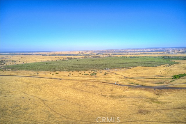 16 Rocky Drive, Oroville CA: https://media.crmls.org/medias/b79f0d96-3e92-4325-9b34-ef08c720d2a7.jpg