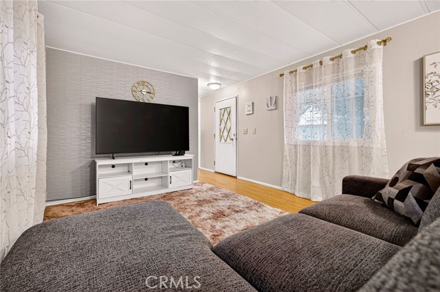 Front Image Thumbnail for CRSN25277208