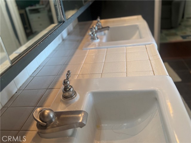 Detail Gallery Image 14 of 47 For 11551 Decente, Studio City,  CA 91604 - 2 Beds | 2 Baths