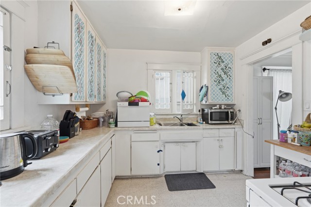 922 S PCH Kitchen 922 S PCH Kitchen