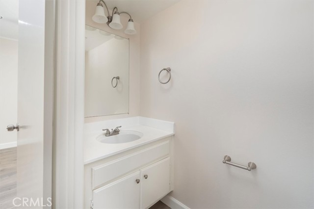Detail Gallery Image 10 of 22 For 13540 Hubbard St #31,  Sylmar,  CA 91342 - 2 Beds | 1 Baths
