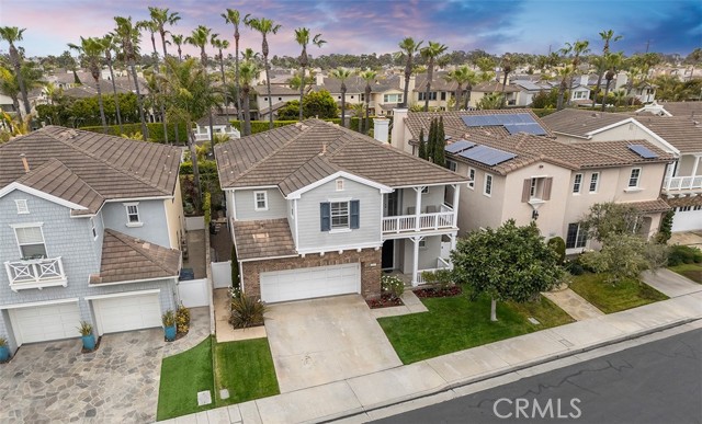 6615 Feather Drive, Huntington Beach CA: https://media.crmls.org/medias/b7a0671c-bdf1-47ba-9fa5-7a693891d6bd.jpg