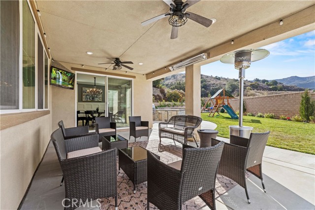 Detail Gallery Image 36 of 51 For 106 Redwood Grove Ct, Simi Valley,  CA 93065 - 4 Beds | 3 Baths