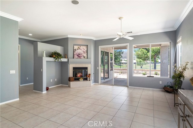 29365 Sparkling Drive, Menifee CA: https://media.crmls.org/medias/b7a150d4-df08-4100-9d04-8f351ef82b4c.jpg