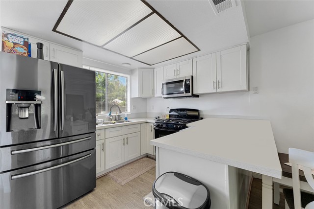 1553 Dennis Place, West Covina CA: https://media.crmls.org/medias/b7a24f09-a779-45de-aafa-0abdfd093559.jpg