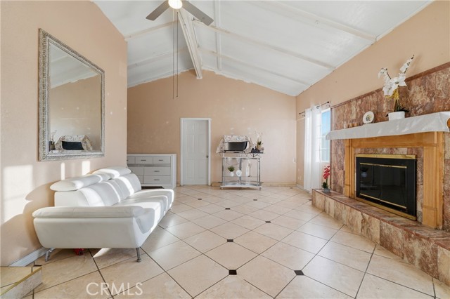 Detail Gallery Image 29 of 55 For 11602 Faculty, Norwalk,  CA 90650 - 4 Beds | 2 Baths