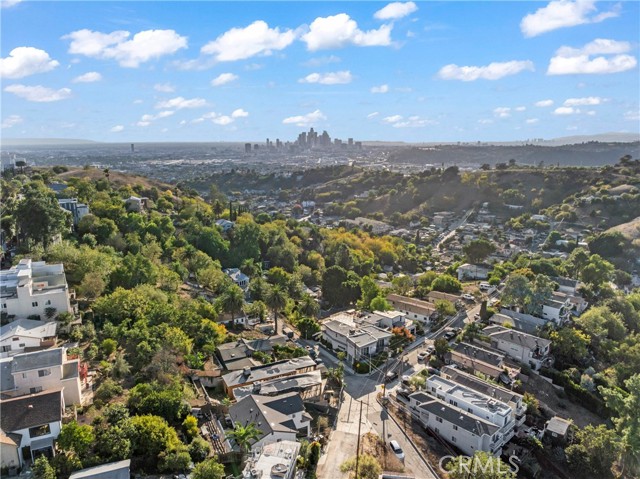 Detail Gallery Image 16 of 37 For 3320 Reynolds, Montecito Heights,  CA 90032 - 3 Beds | 2 Baths