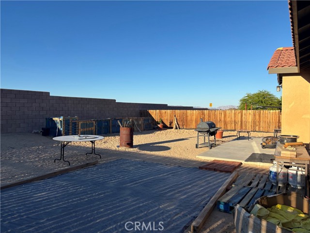71578 Florida Drive, 29 Palms CA: https://media.crmls.org/medias/b7a4190c-2992-4244-8e46-3cec0b880a37.jpg