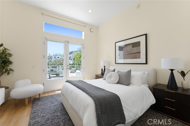Detail Gallery Image 43 of 57 For 1690 N Crescent Heights Bld, Los Angeles,  CA 90069 - 3 Beds | 4 Baths