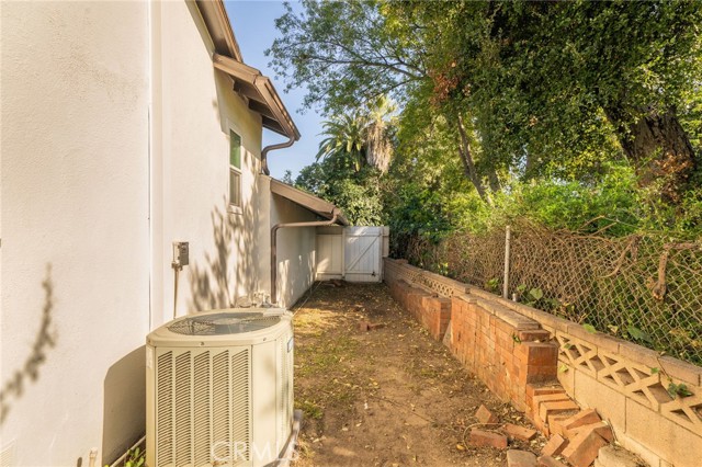 Detail Gallery Image 32 of 36 For 523 N Larkin, Covina,  CA 91722 - 3 Beds | 2 Baths