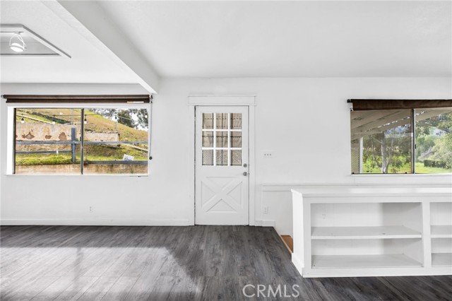 Detail Gallery Image 6 of 51 For 16550 Arnold Ave, Lake Elsinore,  CA 92530 - 4 Beds | 2 Baths