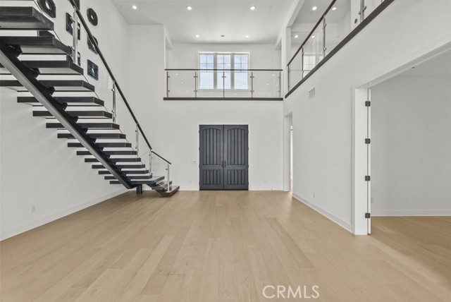 20434 W Albion Way, Porter Ranch CA: https://media.crmls.org/medias/b7a52ec5-10e0-4dba-af21-53824b86aaa4.jpg