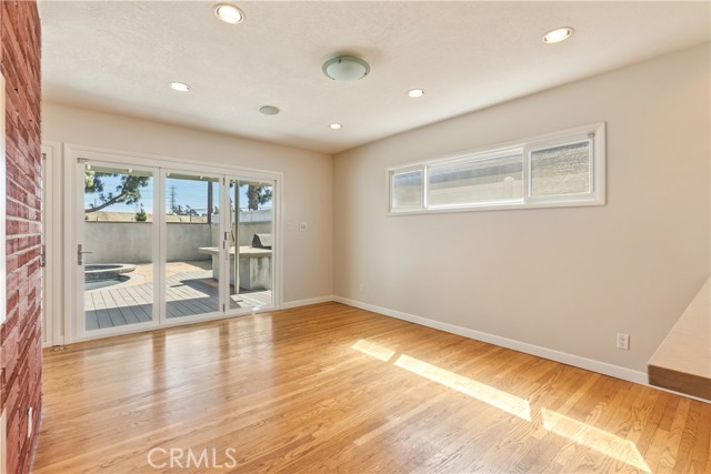 Detail Gallery Image 12 of 47 For 828 Stevely, Long Beach,  CA 90815 - 4 Beds | 2 Baths
